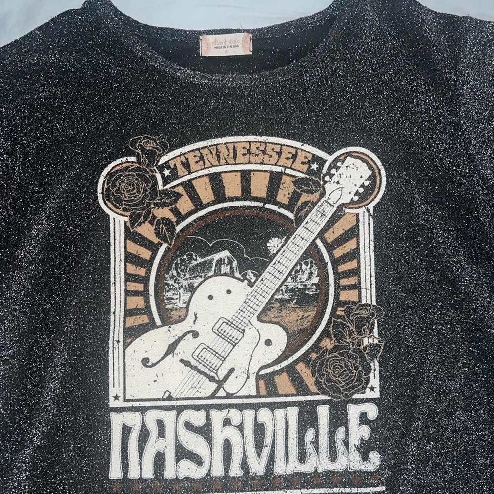 Altar’d State Sparkly Nashville Tennessee Graphic Crop Top Size S - Picture 7 of 8
